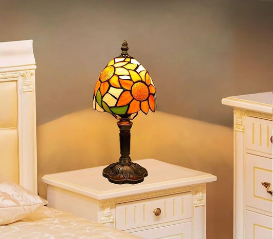 Dimmable LED Tiffany Sunflower Lamp - Antique 6 Inch Bedside Lighting Solution