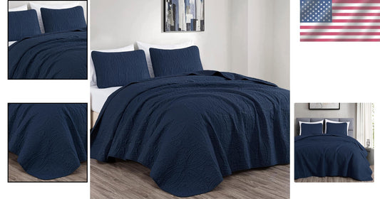 Luxurious 3-Piece Oversized Queen Bedspread Set in Navy with Medallion Design