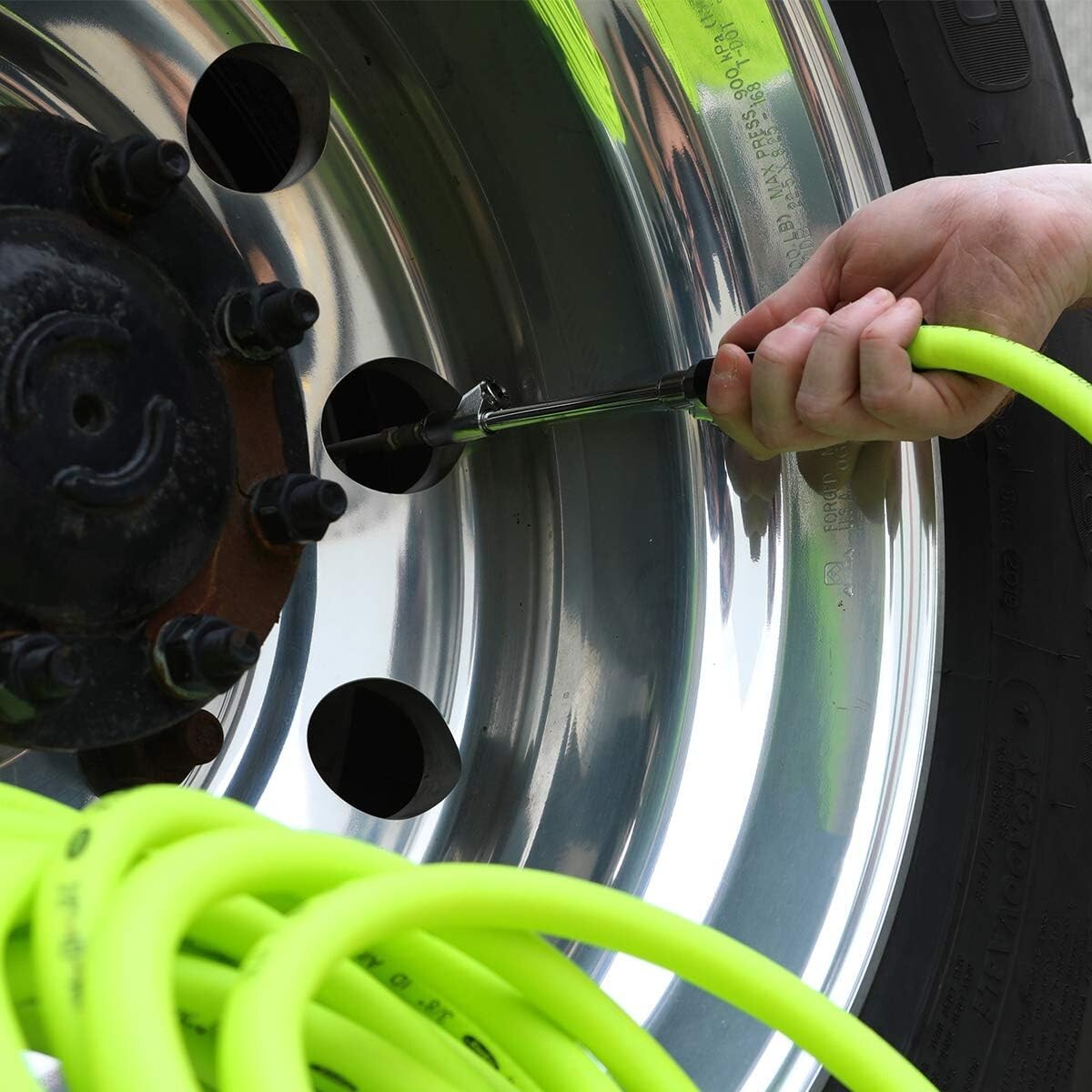 Professional-Grade Truck Tire Inflator Kit - Hybrid Hose, 50ft, Versatile