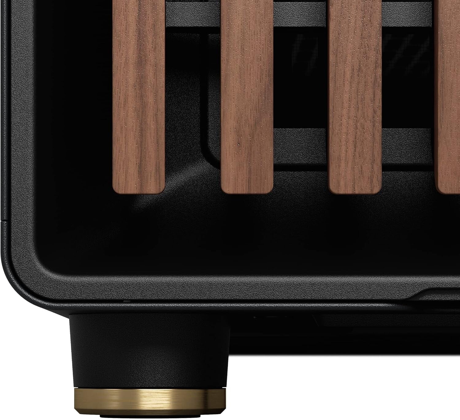 Luxurious Walnut Front Gaming PC Case with Mesh Ventilation & Customizable Space