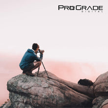 Load image into Gallery viewer, Efficient USB 3.2 Dual-Slot Card Reader for Photographers and Content Creators