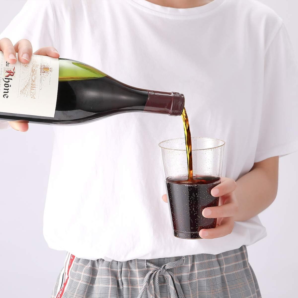 100 Pack Heavy-Duty Gold Glitter Disposable Cups for Elegant Party Celebrations