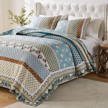 Load image into Gallery viewer, Oversized Thalia Quilted Bedding Set - Blue King/Cal King, Eco-Friendly