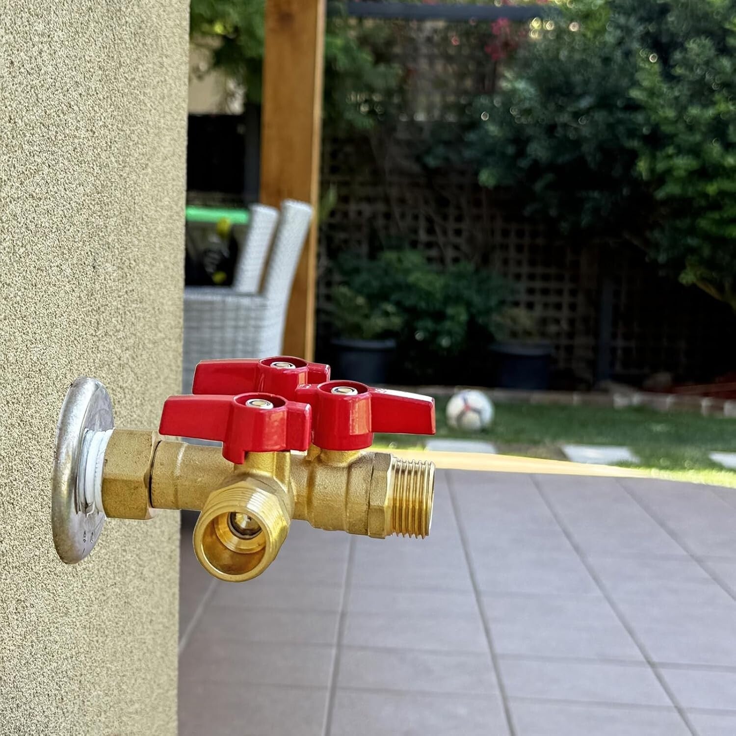 Premium Brass 3-Way Hose Splitter with Long Handle for Effortless Garden Use