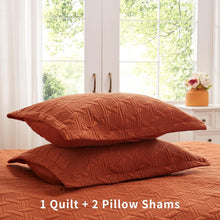 Load image into Gallery viewer, Geometric King Quilt Set - Lightweight 3 Piece Coverlet with Shams, 98''x106''
