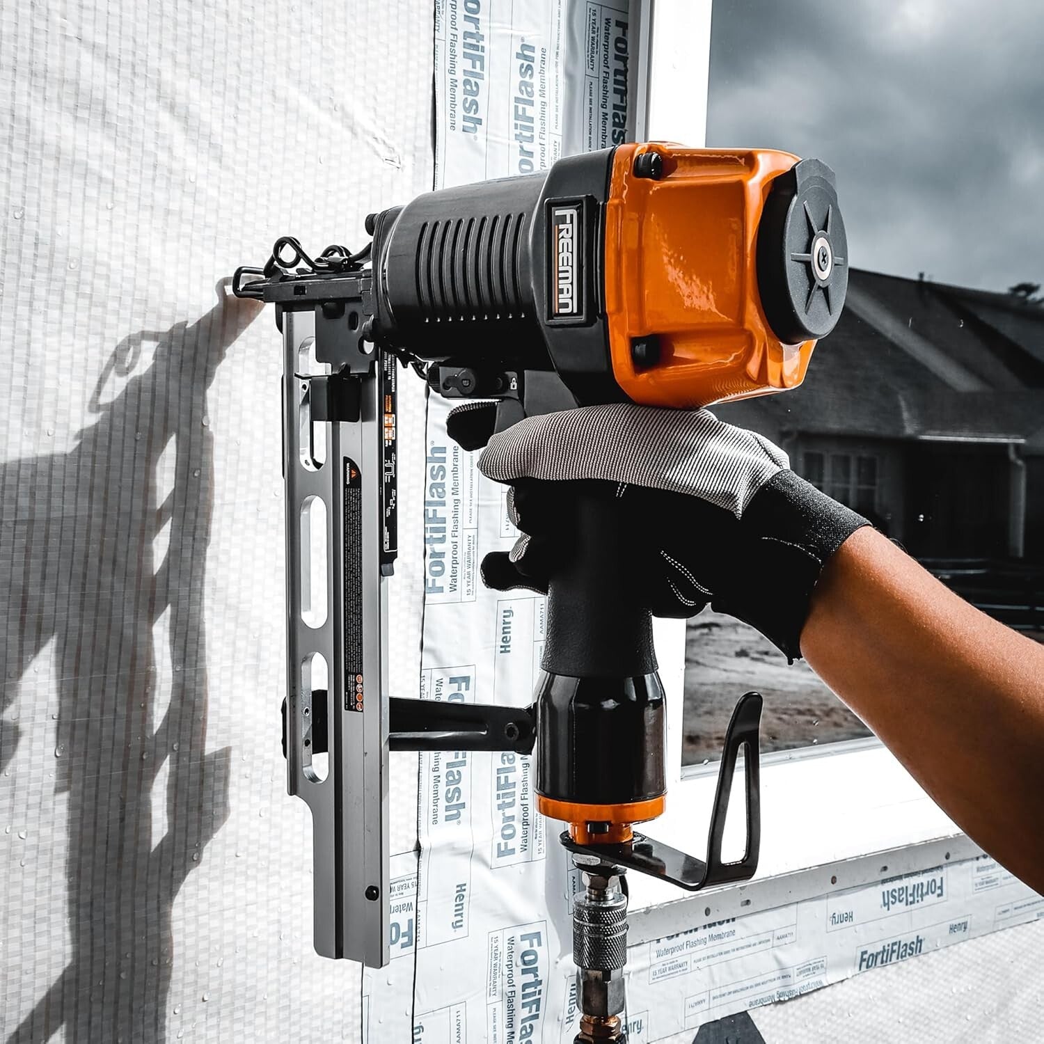 Adjustable Metal Belt Hook 16-Gauge Stapler with Quick Jam Release Feature