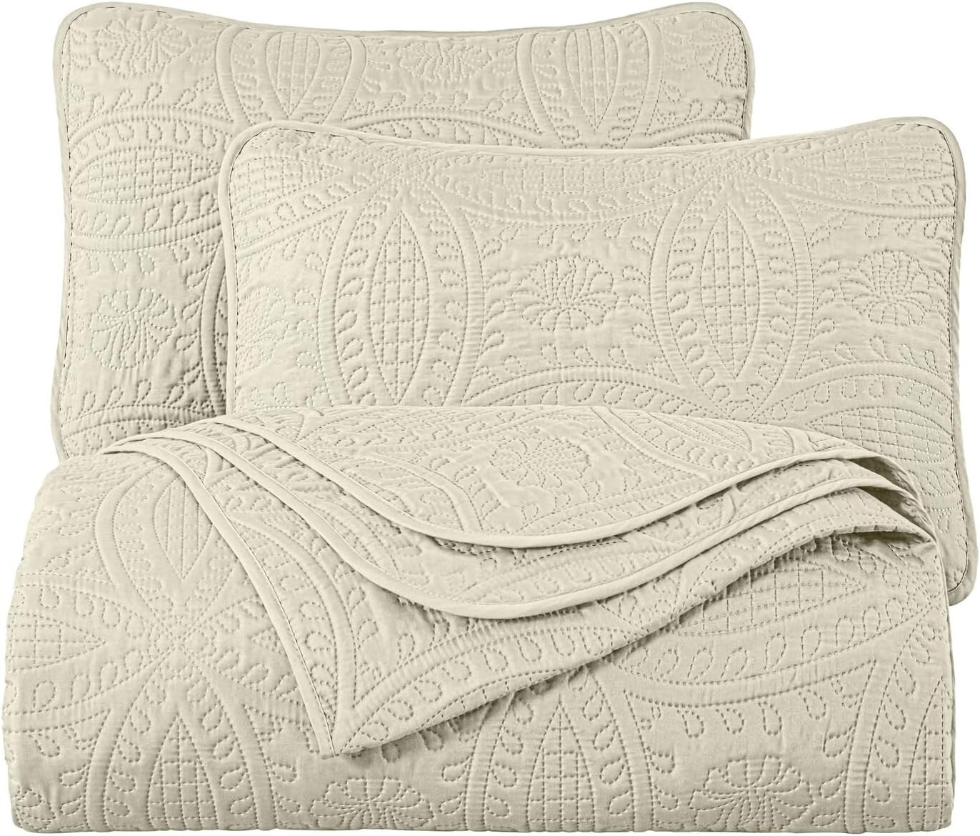 Elegant 3-Piece Ivory King Coverlet with Medallion Pattern - Year-Round Comfort