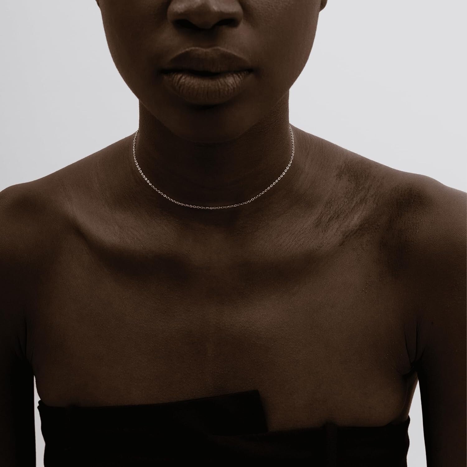 Minimalist Gold Necklace for Women - Waterproof & Long-lasting Jewelry Piece