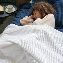 Load image into Gallery viewer, Oversized King Size Pre-Washed Cotton Waffle Blanket – Lightweight, Snag-Proof