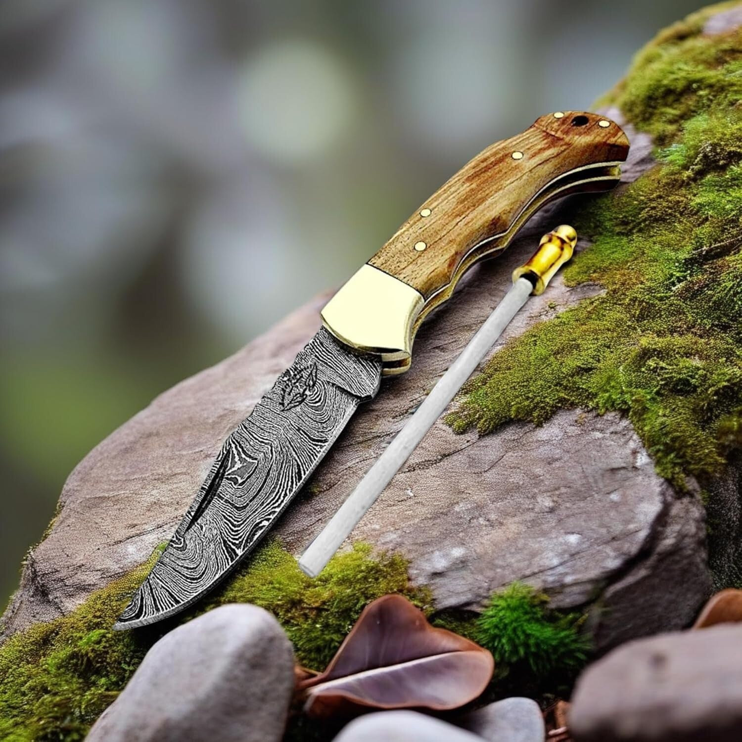 Handcrafted Damascus Steel Folding Knife with Leather Sheath - A Collector's Gem
