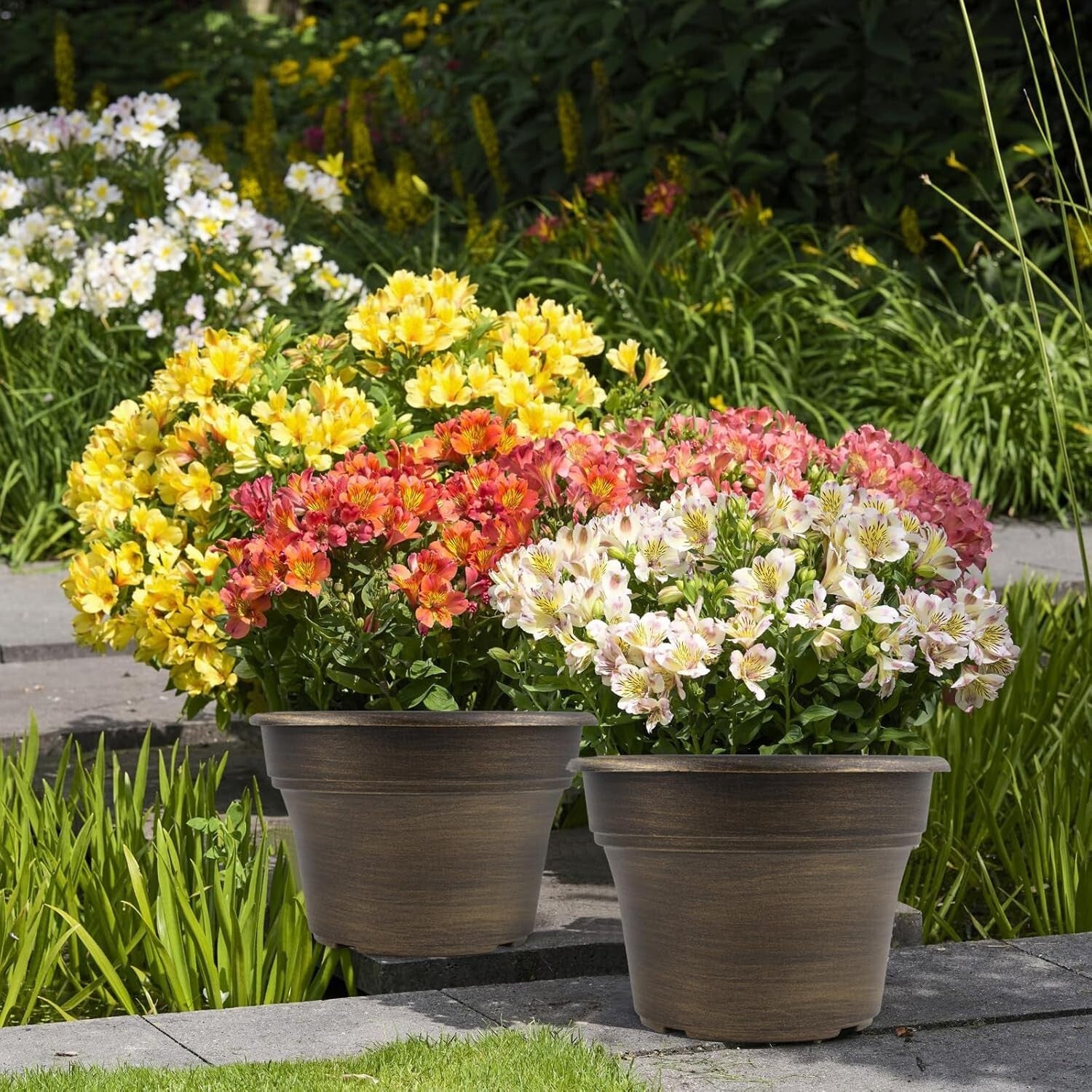 Stylish Resin Plant Pots 16-Inch with Drainage Holes - Dark Gold, Set of 4