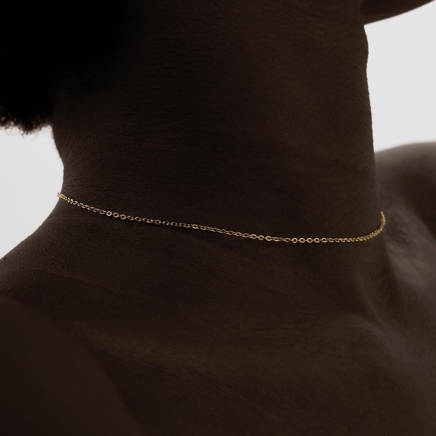 Minimalist Gold Necklace for Women - Waterproof & Long-lasting Jewelry Piece