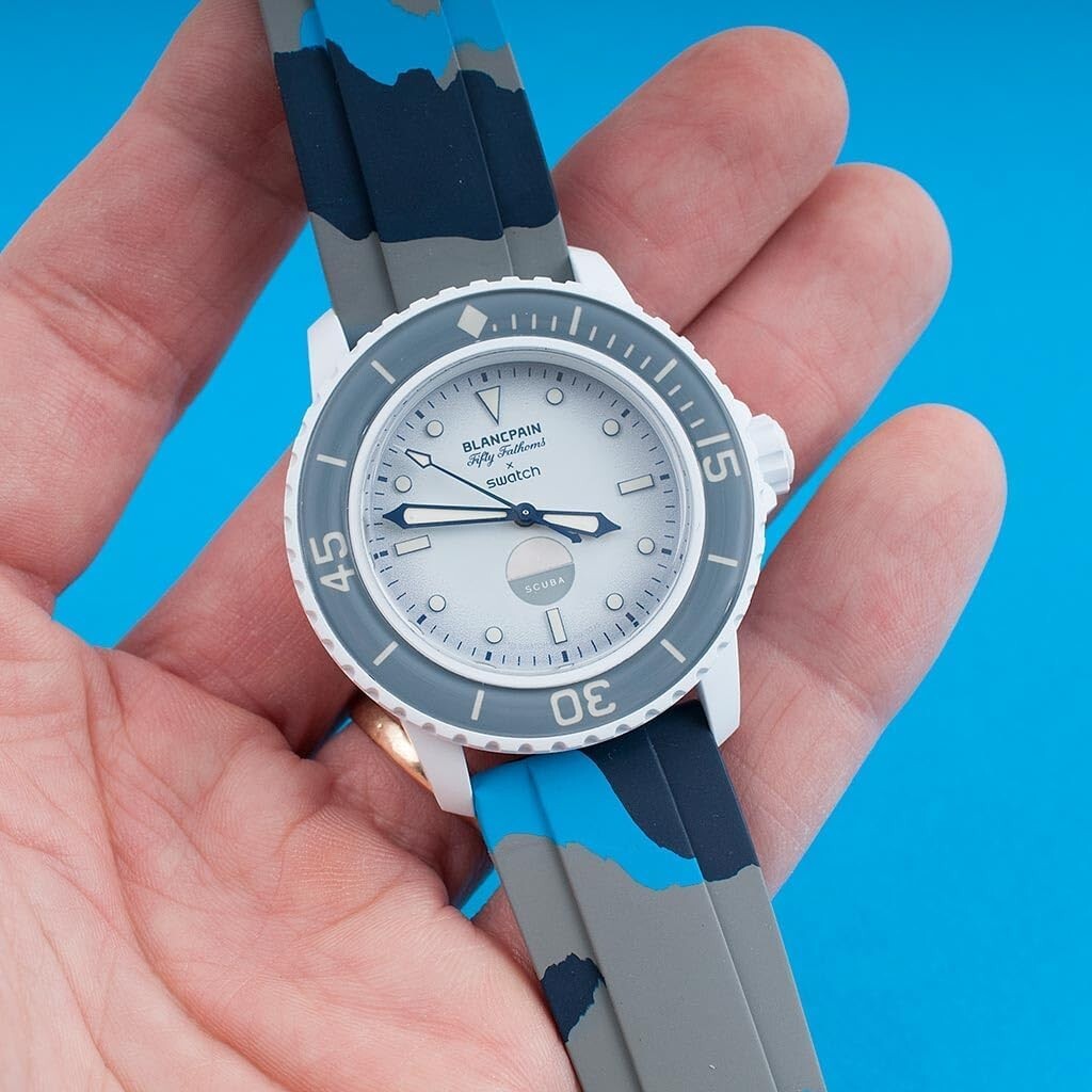 Stylish Quick Release Watch Strap - FKM Rubber in Dark Blue, Light Blue, & Gray