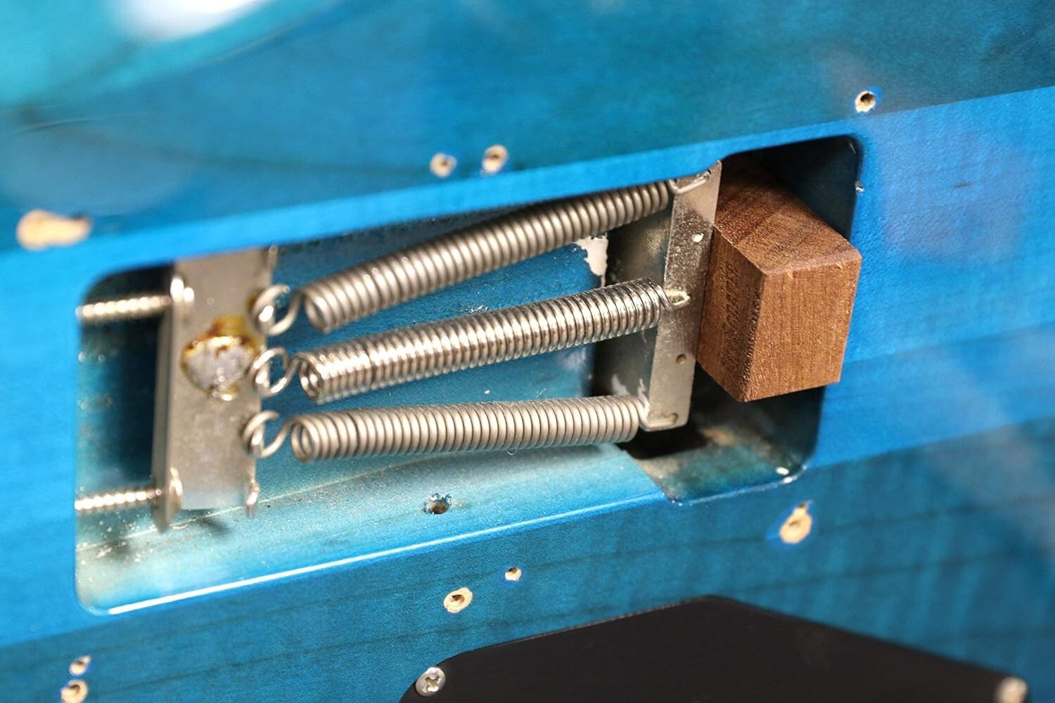 Floyd Rose Tremolo Setup Blocks - Mahogany Wedge Set for Easy Adjustments