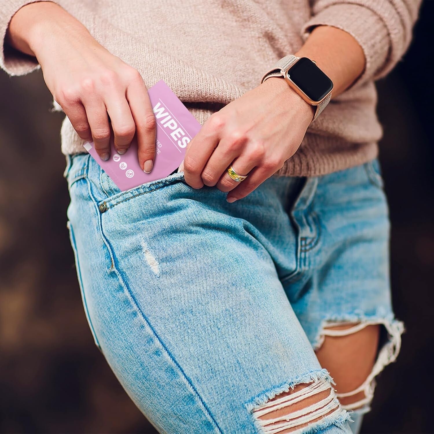 400 Individually Wrapped Wet Wipes - Soft & Alcohol-Free for Travel & Daily Use