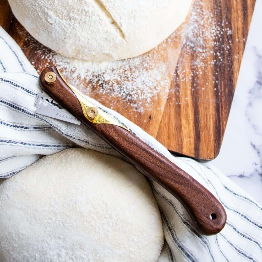 Elegant Walnut Bread Lame with Alloy Steel Blade & Precision Cut Razors