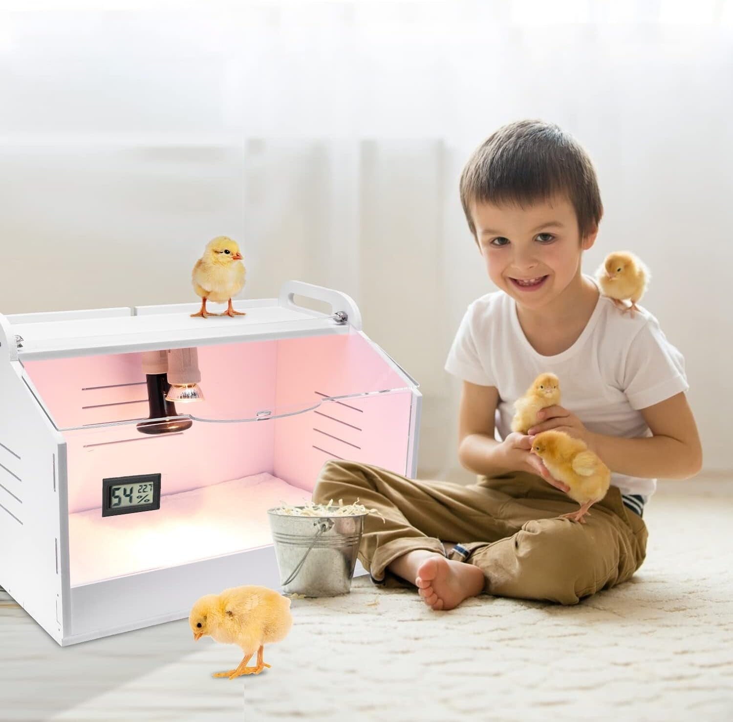 Cozy Heating Incubator for Chicks & Small Pets - Quick Preheat & Durable Design