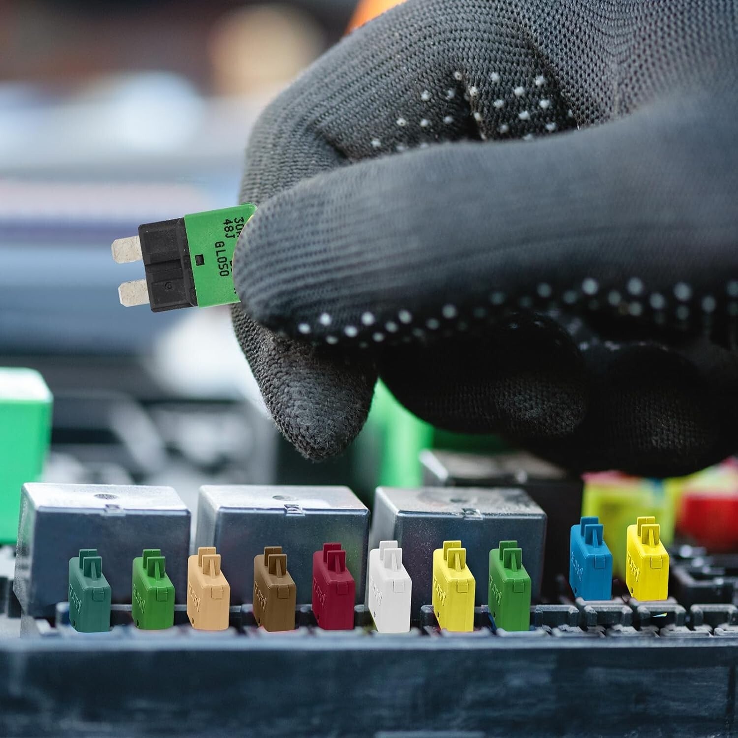 Durable 20A Standard Circuit Breakers - 25 Pack E39 T3 Manual Reset Design