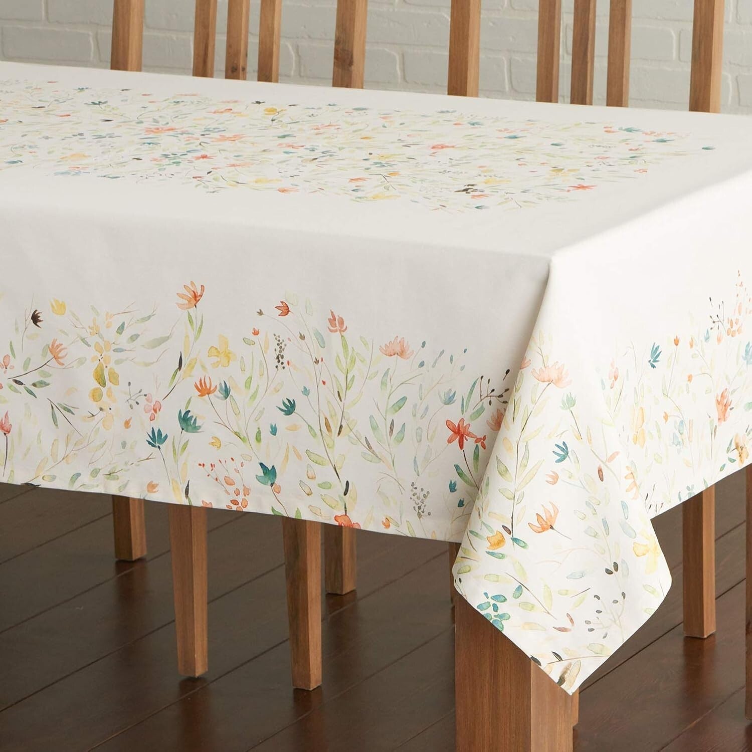 Elegant 60"x90" Cotton Tablecloth with Pleated Corners - Ideal for Any Occasion