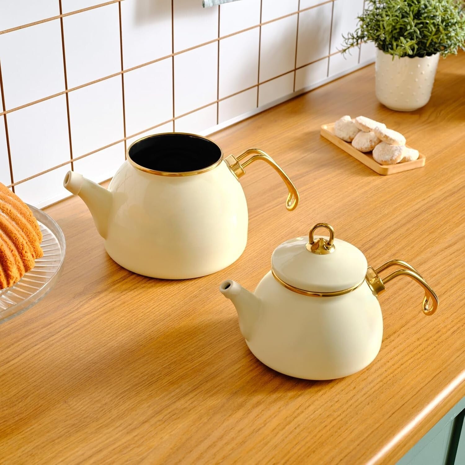 Elegant Retro Teapot and Kettle Duo - Stainless Steel, Anti-Microbial Coating