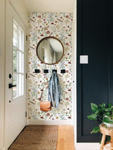 Load image into Gallery viewer, Stain-Resistant Floral Peel and Stick Wallpaper - 46.24sq.ft. Coverage