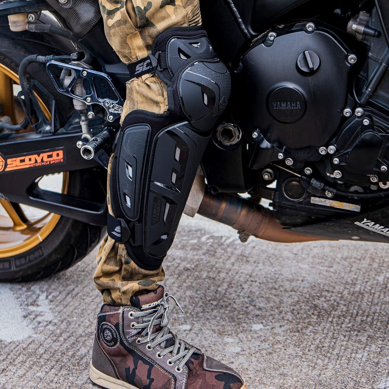 Reflective 2 in 1 Motorcycle Knee and Shin Pads - Ideal for Safety on the Road