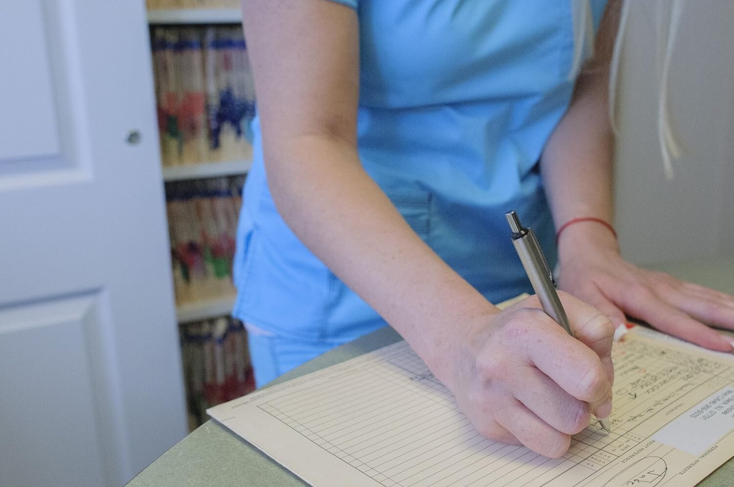 Elegant Zebra F402 Retractable Ballpoint Pen, 12 Count, Superior Writing Quality