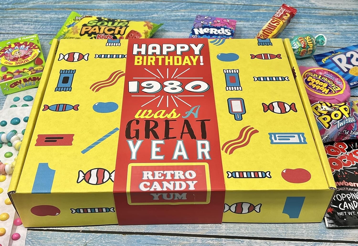 Retro 1980 Candy Gift Box - Nostalgic Assortment for 45th Birthday Joy