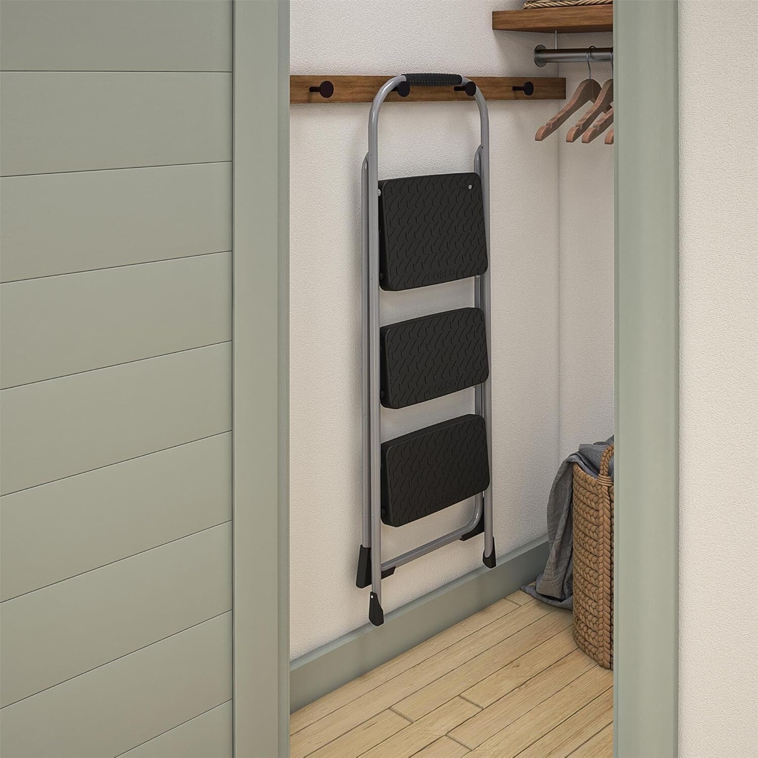 Stable and Lightweight Three-Step Folding Step Stool for Home Improvement Tasks