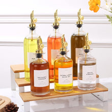Load image into Gallery viewer, Chic 500ml Oil &amp; Vinegar Dispenser Set with Stain-Free Labels and Pour Spout