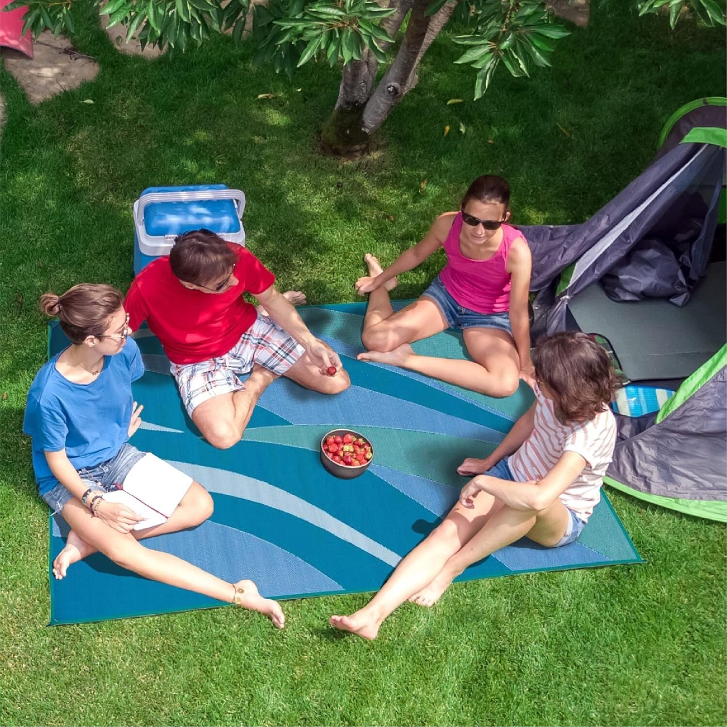 Durable 8'x12' Reversible Garden Rug - Lightweight Blue/Green Patio Solution