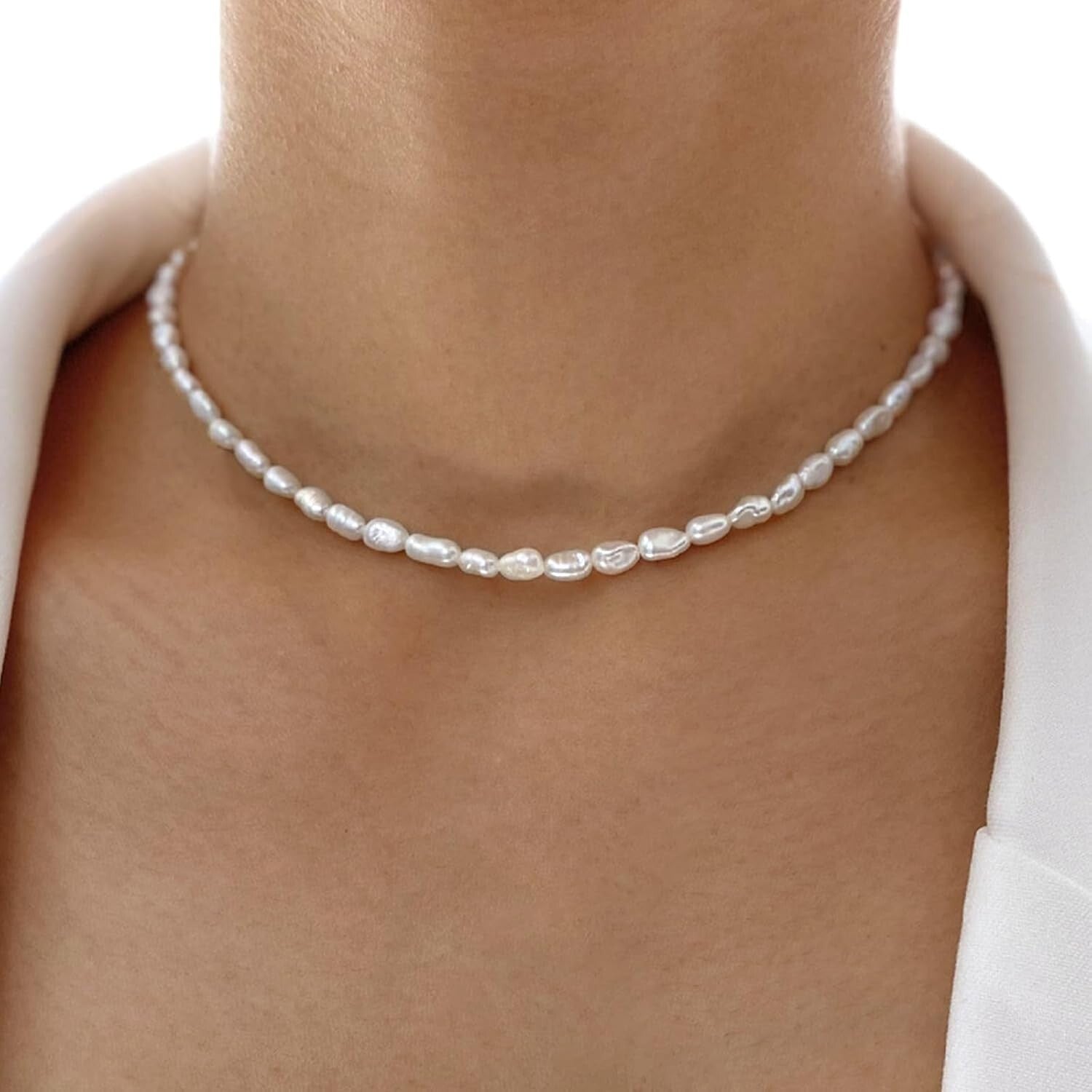 Dainty Pearl Choker Necklace - 4MM/6MM/8MM Adjustable Elegant Jewelry for Women