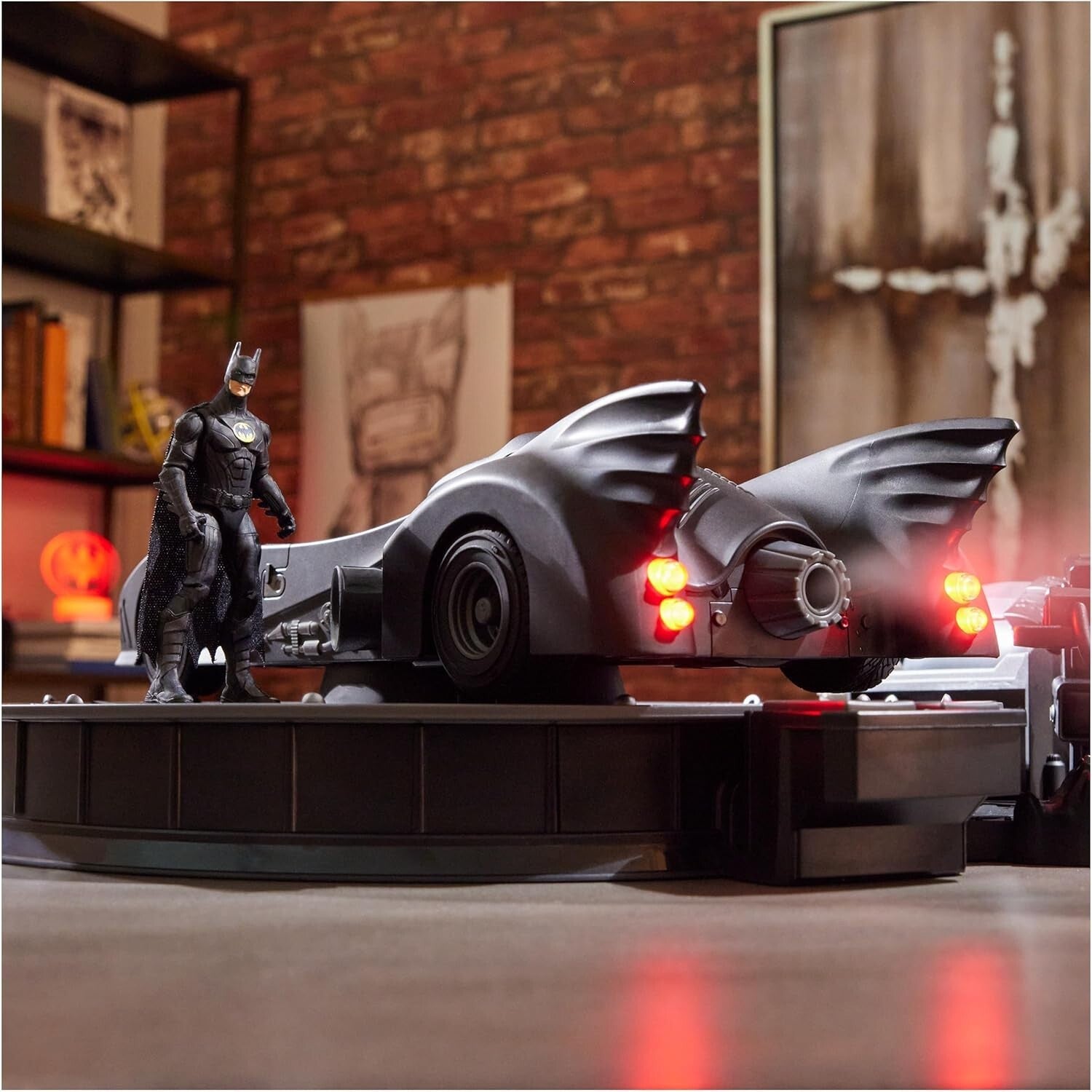 Dynamic 1989 Batmobile RC with Light-Up Features & Rotating Batcave Display Base