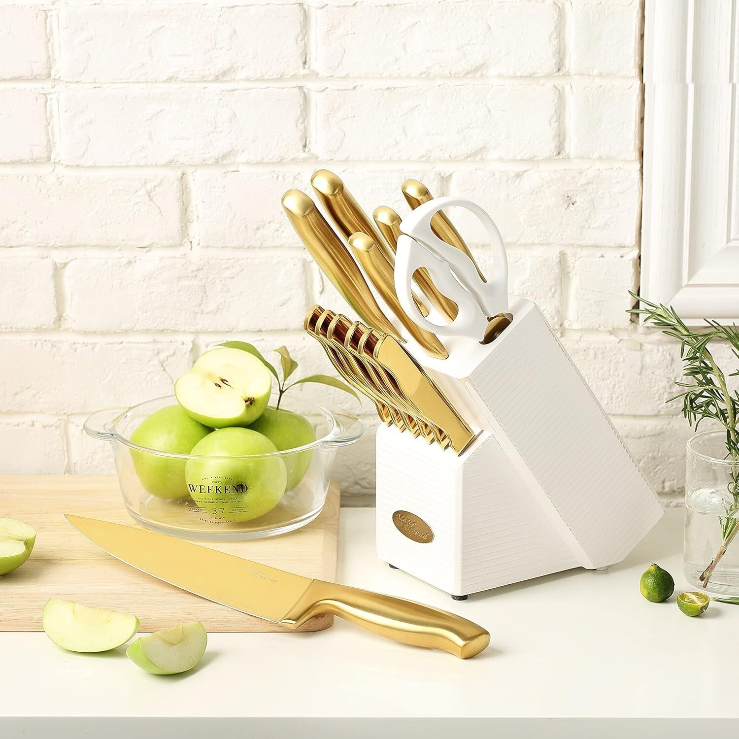 Elegant Gold Knife Set - 14-Piece Titanium Coated Stainless Steel with Block