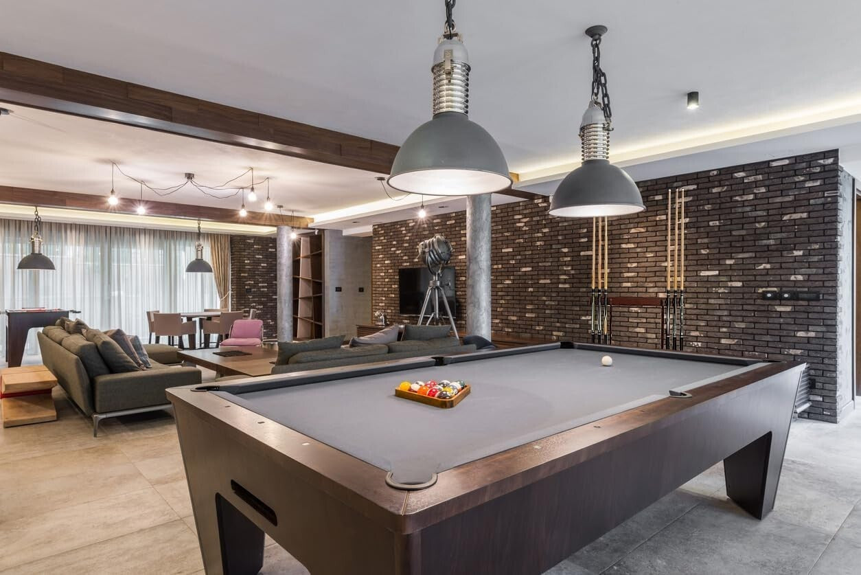 Elegant Black Wall Mount Cue Rack - Holds 6 Cues & 16 Balls - Easy Installation