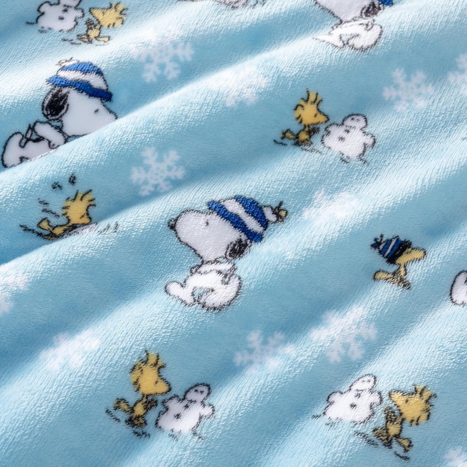 Heavyweight Snoopy & Woodstock Sherpa Blanket 90x90 - Cozy Travel Companion