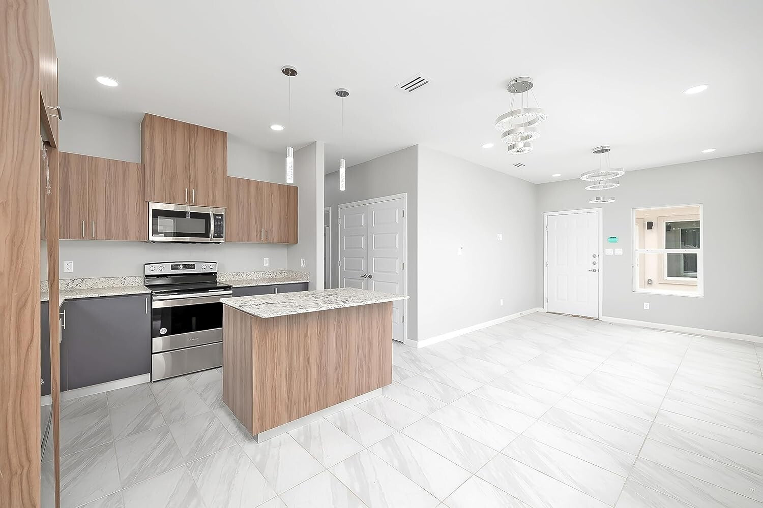 Versatile AC Vent Cover - Modern Aluminum Diffuser for Homes & Commercial Spaces