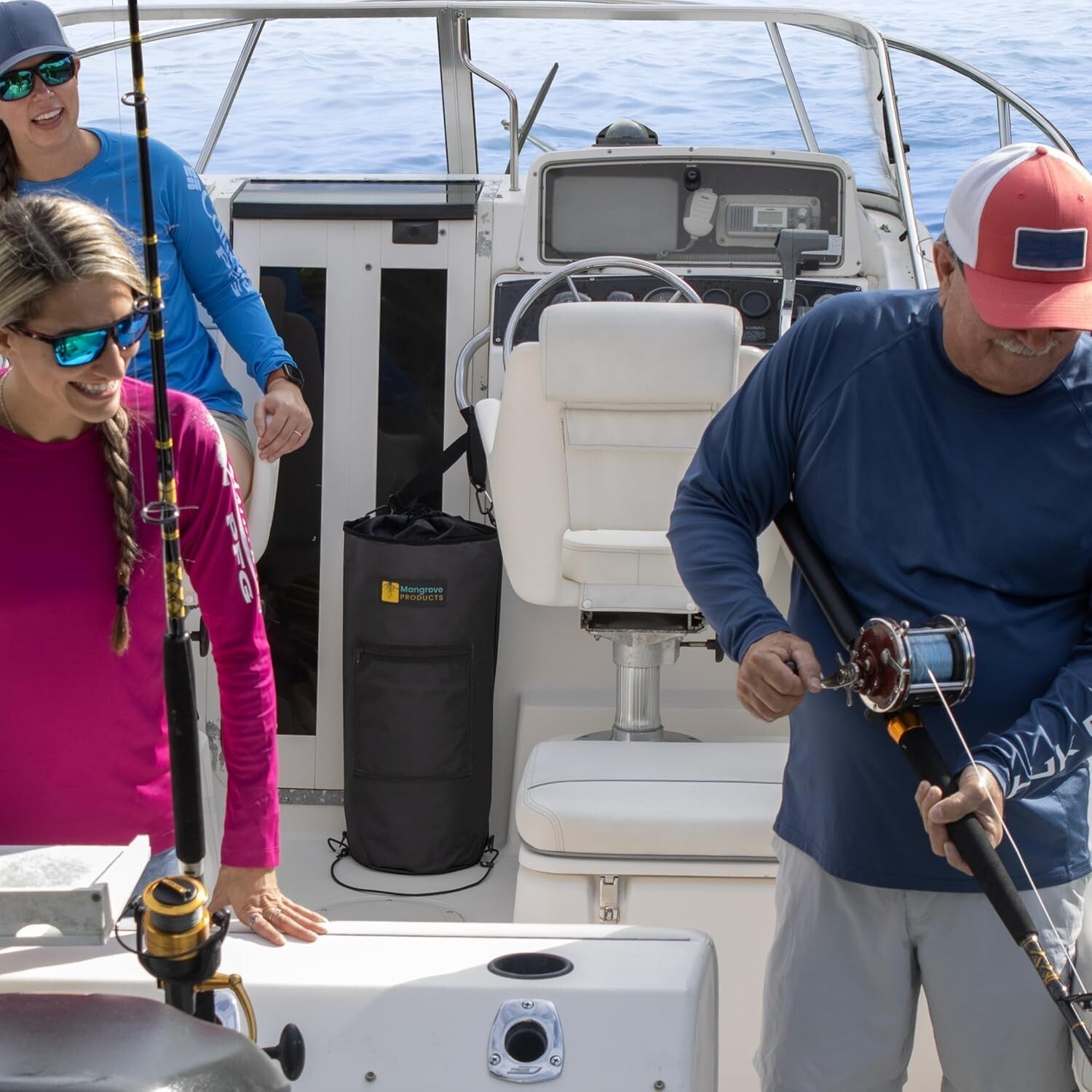 Rugged 7.05 Gallon Boat Trash Can - Heavy-Duty Design for Outdoor Adventures