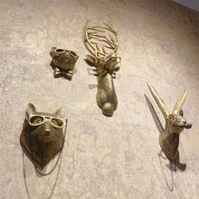Load image into Gallery viewer, Charming Faux Deer and Animal Head Wall Decor – Elegant Gift Option, Set of 5
