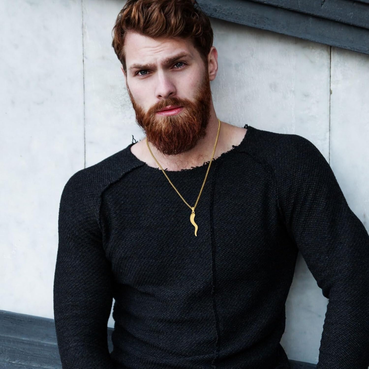 Elegant Gold Cornicello Amulet Necklace - Protection Pendant for Unisex Gifting