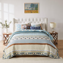 Load image into Gallery viewer, Oversized Thalia Quilted Bedding Set - Blue King/Cal King, Eco-Friendly