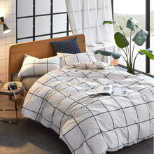 Load image into Gallery viewer, Soft Cotton White Grid Comforter Set Full with 2 Pillowcases - Winter Essential