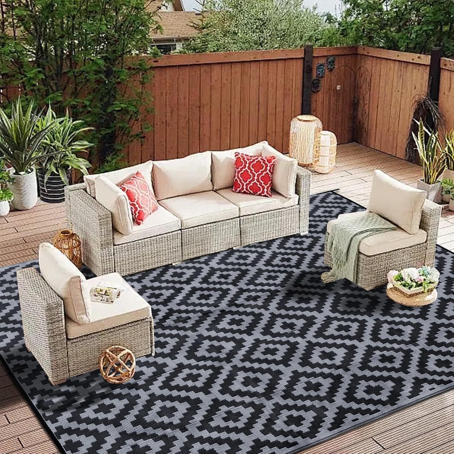 8x10 ft Reversible Lattice Area Rug - Easy Clean, Portable for Outdoor Fun
