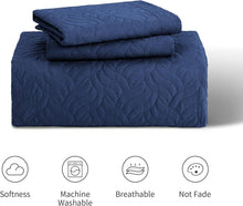 Load image into Gallery viewer, 3-Piece King Size Wave Pattern Quilt Set - Soft &amp; Durable Bedspread for Families