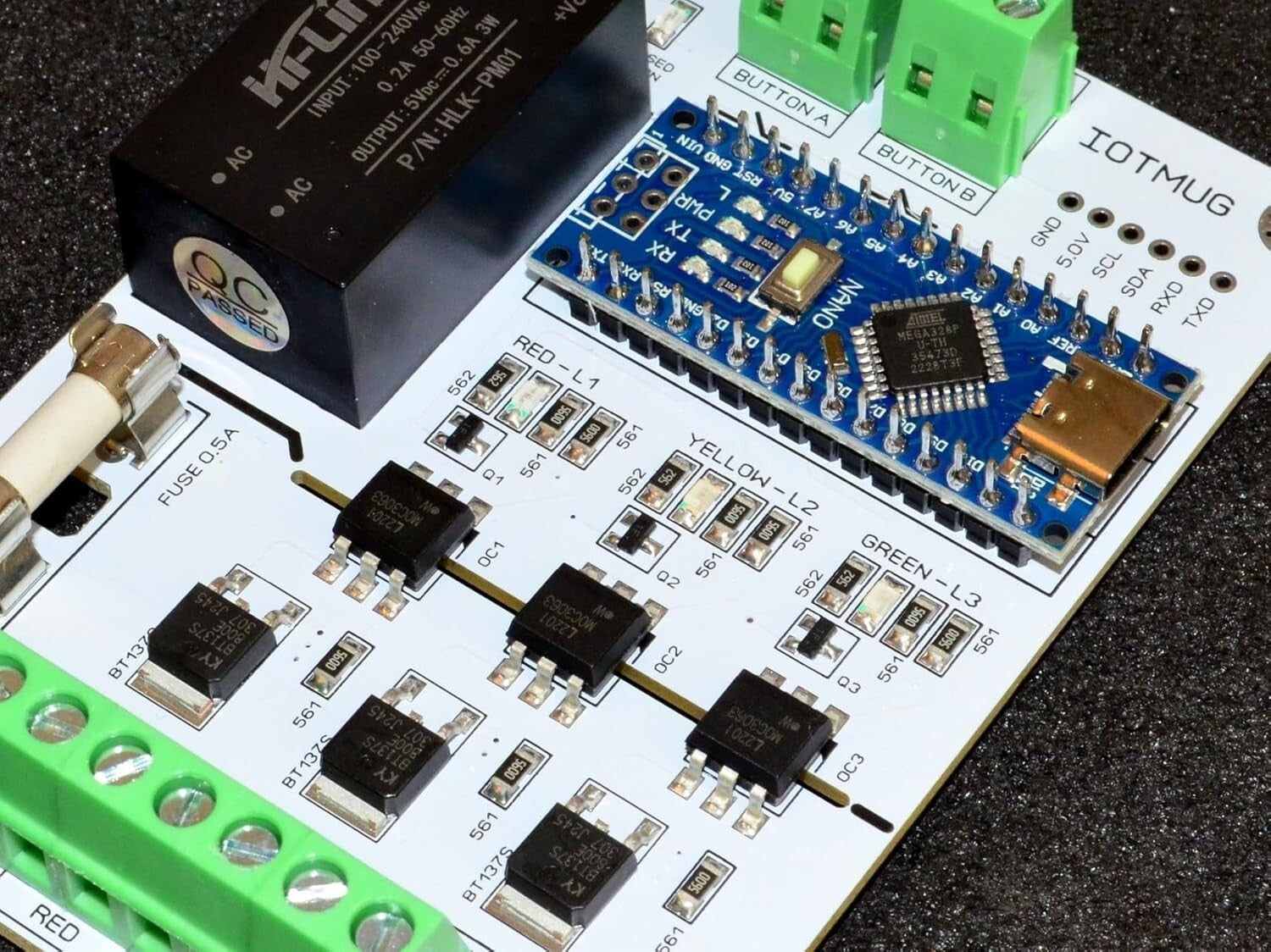 Solid State Relay Traffic Light Controller - 3 Channel Control for AC Devices