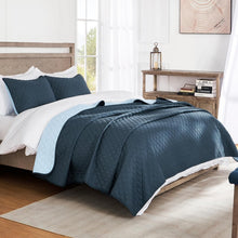 Load image into Gallery viewer, Geometric California King Quilt Set - Lightweight and Machine Washable Bed Cover