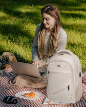 Load image into Gallery viewer, Lightweight 17 Inch Laptop Backpack with Organizer - Perfect for College Trips