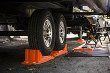 Load image into Gallery viewer, 20 Lynx Levelers - Modular Leveling Kit for RVs &amp; Trailers - Includes Carry Bags