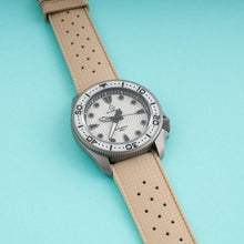 Load image into Gallery viewer, Unisex Quick Release Tropical FKM Rubber Watch Strap - Adjustable for All Wrists