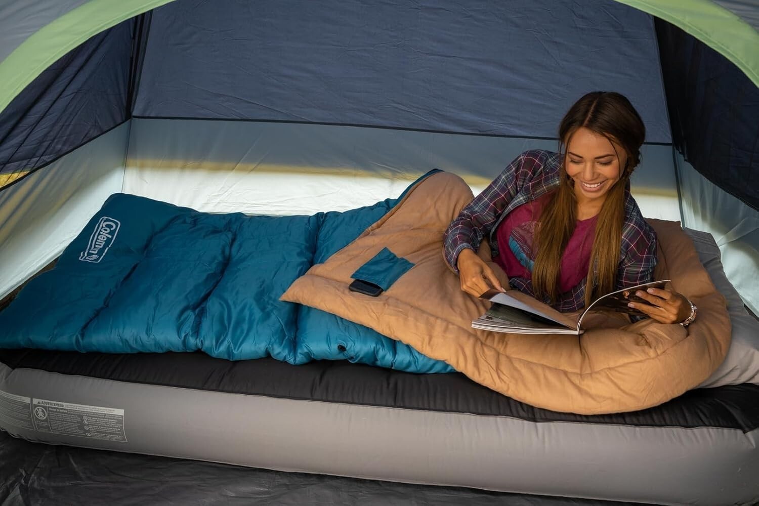 Adult Rectangular Sleeping Bag with No-Snag Zipper – Ideal for Camping Trips